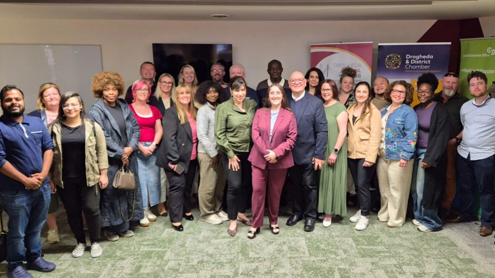 El grupo completo de dueños de negocios locales que asistieron a la Sesión 5 de Digitise Drogheda en Drogheda Digital Hub